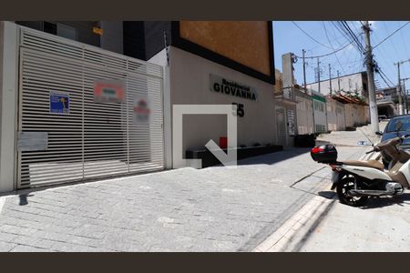 Apartamento à venda com 47m², 2 quartos e 1 vaga Apartamento à venda com 47m², 2 quartos e 1 vagaFachada e plaquinha