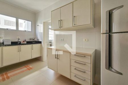 Cozinha de apartamento para alugar com 4 quartos, 106m² em Pitangueiras, Guarujá