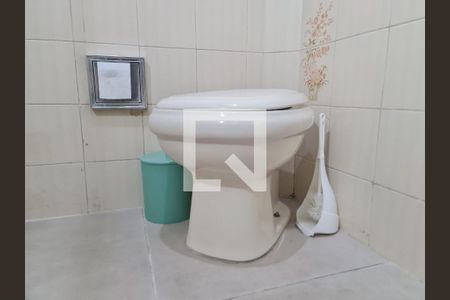 Casa à venda com 119m², 3 quartos e 1 vaga Casa à venda com 119m², 3 quartos e 1 vagaBanheiro Social