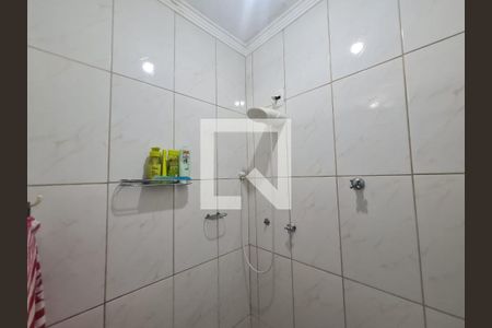 Casa à venda com 119m², 3 quartos e 1 vaga Casa à venda com 119m², 3 quartos e 1 vagaBanheiro área de serviço