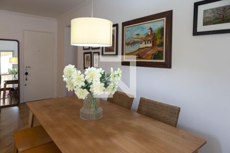 Apartamento à venda com 66m², 2 quartos e 1 vagaSala de Jantar