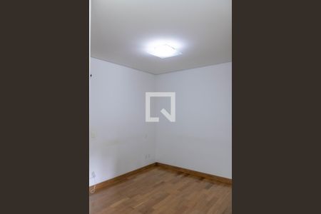 Casa à venda com 436m², 4 quartos e 6 vagasQuarto 3