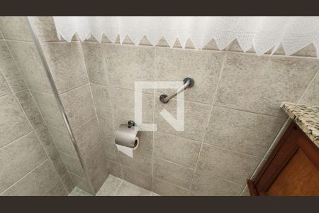 Apartamento para alugar com 110m², 2 quartos e 1 vaga Apartamento para alugar com 110m², 2 quartos e 1 vagaDetalhe do banheiro