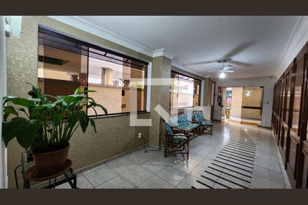 Apartamento para alugar com 110m², 2 quartos e 1 vaga Apartamento para alugar com 110m², 2 quartos e 1 vagaHall de entrada