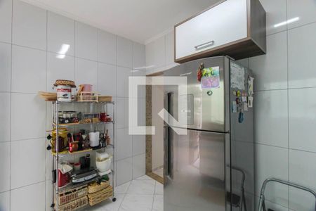 Casa à venda com 117m², 3 quartos e 2 vagas Casa à venda com 117m², 3 quartos e 2 vagasCozinha