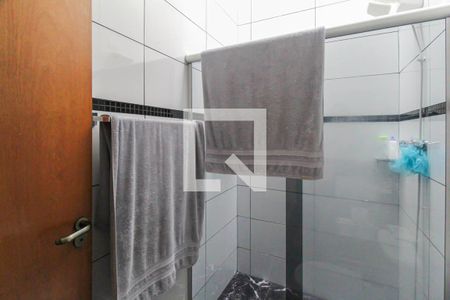 Casa à venda com 117m², 3 quartos e 2 vagas Casa à venda com 117m², 3 quartos e 2 vagasBanheiro da Suíte