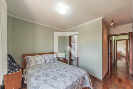 Apartamento à venda com 138m², 3 quartos e 2 vagasSuíte 1