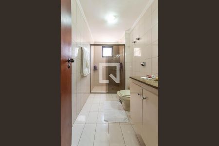 Apartamento à venda com 138m², 3 quartos e 2 vagasBanheiro da Suíte 2