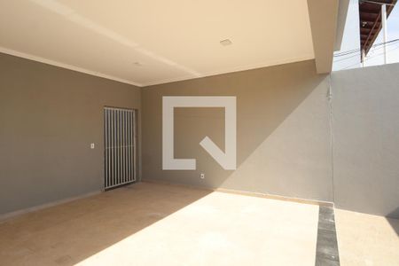 Casa à venda com 230m², 4 quartos e 4 vagasGaragem