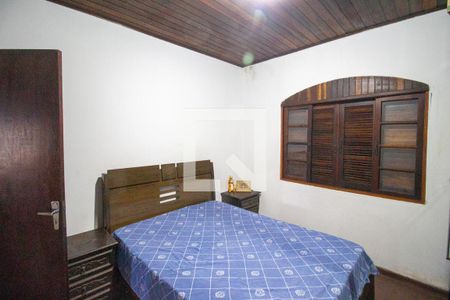Casa à venda com 360m², 4 quartos e 4 vagas Casa à venda com 360m², 4 quartos e 4 vagasQuarto 2