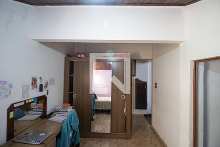 Casa à venda com 360m², 4 quartos e 4 vagas Casa à venda com 360m², 4 quartos e 4 vagasQuarto 3