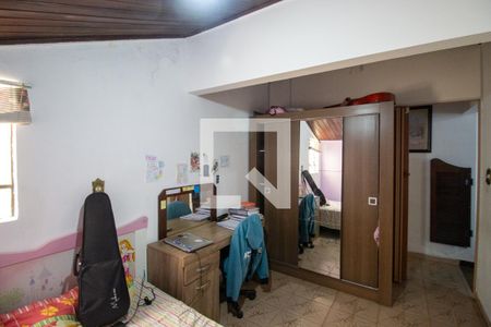 Casa à venda com 360m², 4 quartos e 4 vagas Casa à venda com 360m², 4 quartos e 4 vagasQuarto 3