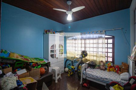 Casa à venda com 360m², 4 quartos e 4 vagas Casa à venda com 360m², 4 quartos e 4 vagasQuarto 1