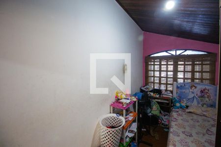 Casa à venda com 360m², 4 quartos e 4 vagas Casa à venda com 360m², 4 quartos e 4 vagasQuarto 4