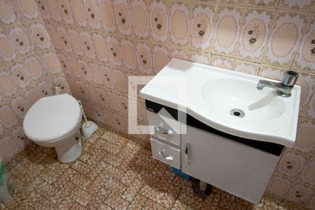 Casa à venda com 360m², 4 quartos e 4 vagas Casa à venda com 360m², 4 quartos e 4 vagasBanheiro