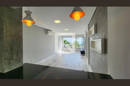 Sala de apartamento para alugar com 2 quartos, 90m² em Ponta da Praia, Santos