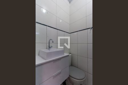 Casa para alugar com 50m², 2 quartos e sem vaga Casa para alugar com 50m², 2 quartos e sem vagaBanheiro