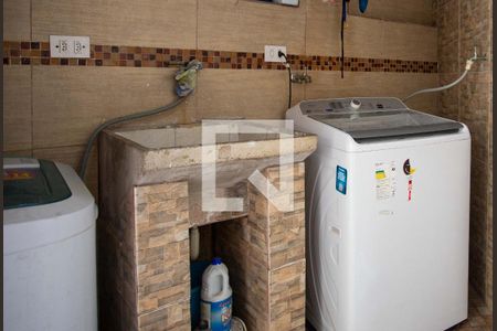 Casa à venda com 158m², 3 quartos e 2 vagasÁrea de Serviço