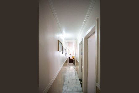 Casa à venda com 158m², 3 quartos e 2 vagasCorredor