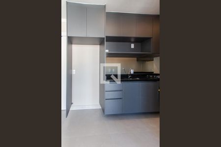 Apartamento à venda com 36m², 2 quartos e sem vaga Apartamento à venda com 36m², 2 quartos e sem vagaCozinha e Área de Serviço