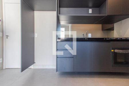 Apartamento à venda com 36m², 2 quartos e sem vaga Apartamento à venda com 36m², 2 quartos e sem vagaCozinha e Área de Serviço