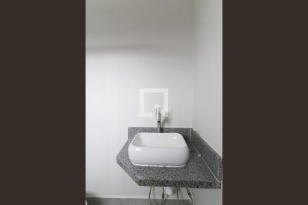 Banheiro/Quarto 1 de casa para alugar com 2 quartos, 80m² em Parque dos Pomares, Campinas