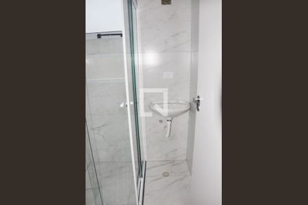 Apartamento para alugar com 33m², 1 quarto e sem vagaDetalhe - Banheiro Social