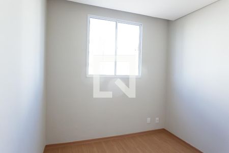 quarto 1 de apartamento para alugar com 2 quartos, 44m² em Chacaras Reunidas Santa Terezinha, Contagem