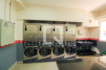 Apartamento para alugar com 48m², 2 quartos e 1 vaga Apartamento para alugar com 48m², 2 quartos e 1 vagaLavanderia