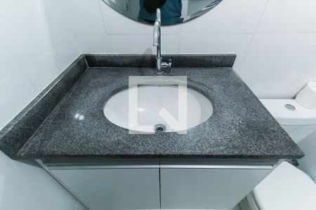 Apartamento para alugar com 48m², 2 quartos e 1 vaga Apartamento para alugar com 48m², 2 quartos e 1 vagaBanheiro