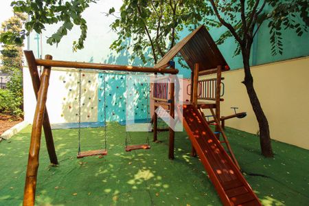 Apartamento para alugar com 48m², 2 quartos e 1 vaga Apartamento para alugar com 48m², 2 quartos e 1 vagaÁrea comum - Playground