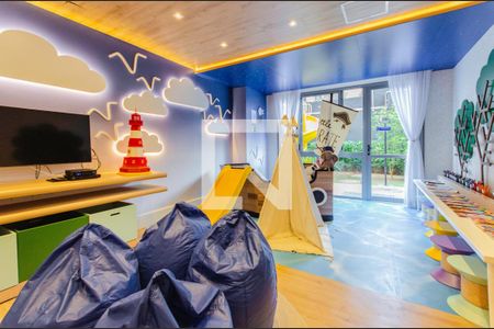 Studio à venda com 28m², 1 quarto e sem vaga Studio à venda com 28m², 1 quarto e sem vagaÁrea comum - Brinquedoteca
