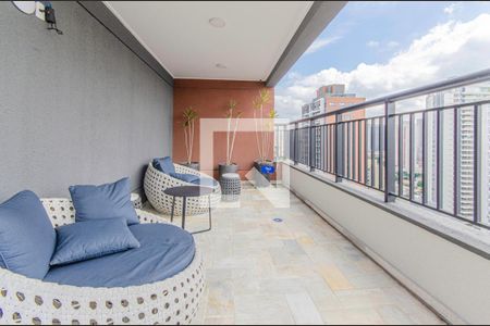 Studio à venda com 28m², 1 quarto e sem vaga Studio à venda com 28m², 1 quarto e sem vagaÁrea comum - Rooftop