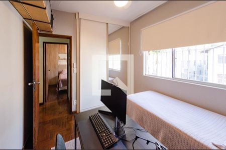 Apartamento à venda com 168m², 3 quartos e 2 vagasQuarto 2