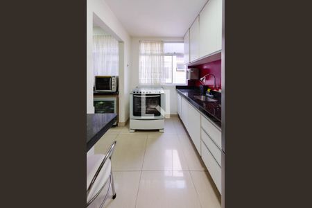 Apartamento à venda com 168m², 3 quartos e 2 vagasCozinha