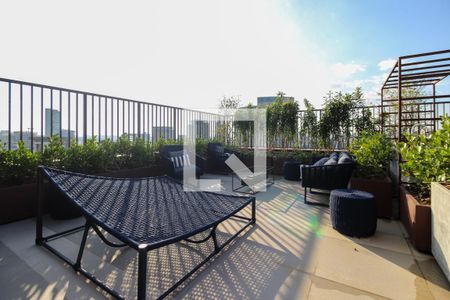 Studio para alugar com 24m², 1 quarto e sem vaga Studio para alugar com 24m², 1 quarto e sem vagaÁrea comum - Terraço 1