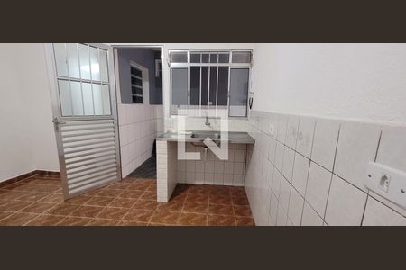 Cozinha de apartamento para alugar com 1 quarto, 35m² em Vila Gepina, Itaquaquecetuba