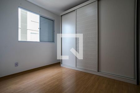 Quarto 2 de apartamento para alugar com 2 quartos, 47m² em Vila Sao Paulo, Mogi das Cruzes