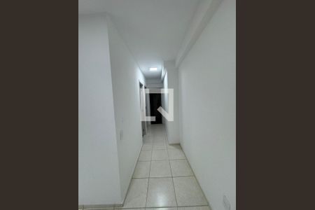 Apartamento à venda com 55m², 2 quartos e 1 vaga Apartamento à venda com 55m², 2 quartos e 1 vagaCorredor