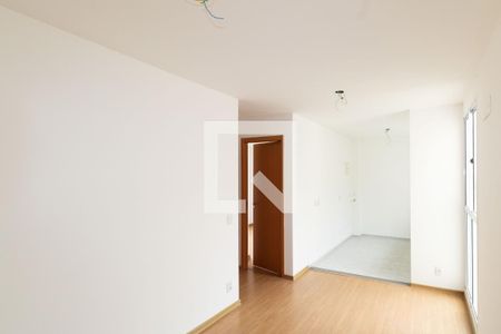 Sala de apartamento para alugar com 2 quartos, 42m² em Campo Grande, Rio de Janeiro