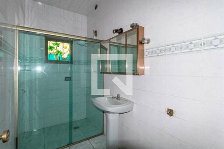 Casa à venda com 480m², 3 quartos e 4 vagasBanheiro social 2