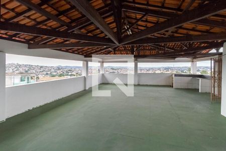Casa à venda com 480m², 3 quartos e 4 vagasTerraço
