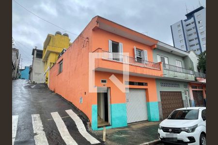 Casa para alugar com 110m², 3 quartos e 1 vagaFachada