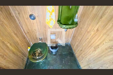 Apartamento à venda com 400m², 5 quartos e 3 vagas Apartamento à venda com 400m², 5 quartos e 3 vagasLavabo