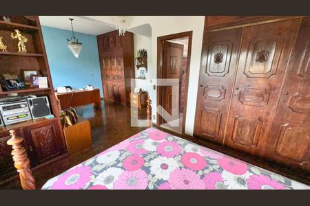 Apartamento à venda com 400m², 5 quartos e 3 vagas Apartamento à venda com 400m², 5 quartos e 3 vagasQuarto 2