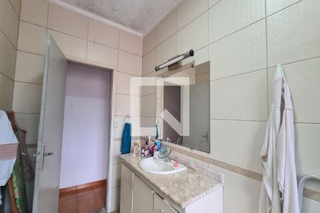 Casa à venda com 300m², 2 quartos e 2 vagas Casa à venda com 300m², 2 quartos e 2 vagasBanheiro 1