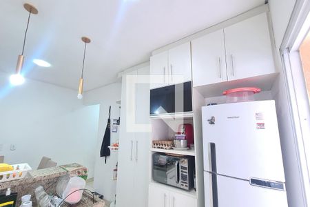 Casa à venda com 300m², 2 quartos e 2 vagas Casa à venda com 300m², 2 quartos e 2 vagasCozinha