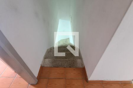 Casa à venda com 300m², 2 quartos e 2 vagas Casa à venda com 300m², 2 quartos e 2 vagasCorredor