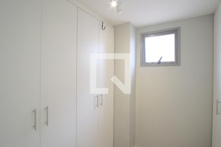 Apartamento para alugar com 105m², 2 quartos e 2 vagasCloset da suíte
