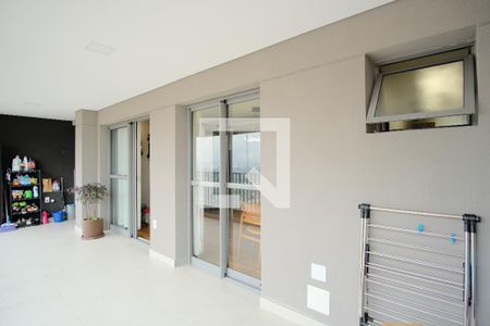 Apartamento para alugar com 105m², 2 quartos e 2 vagasVaranda
